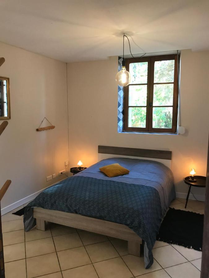 Le Moulin Du Soudet Villa Pernois Bagian luar foto